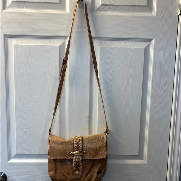 Roxy Tan Leather Shoulder Bag - Picture 3 of 6